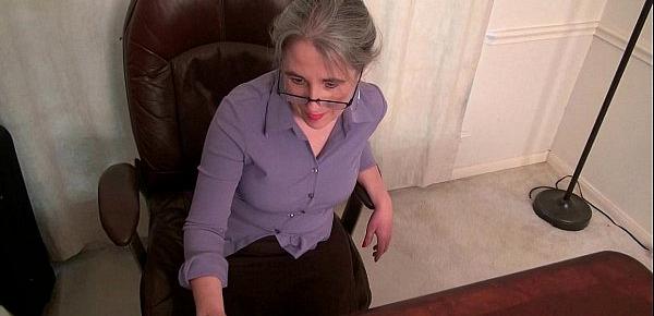 Old secretary Kelli strips off and fingers her hairy pussy
